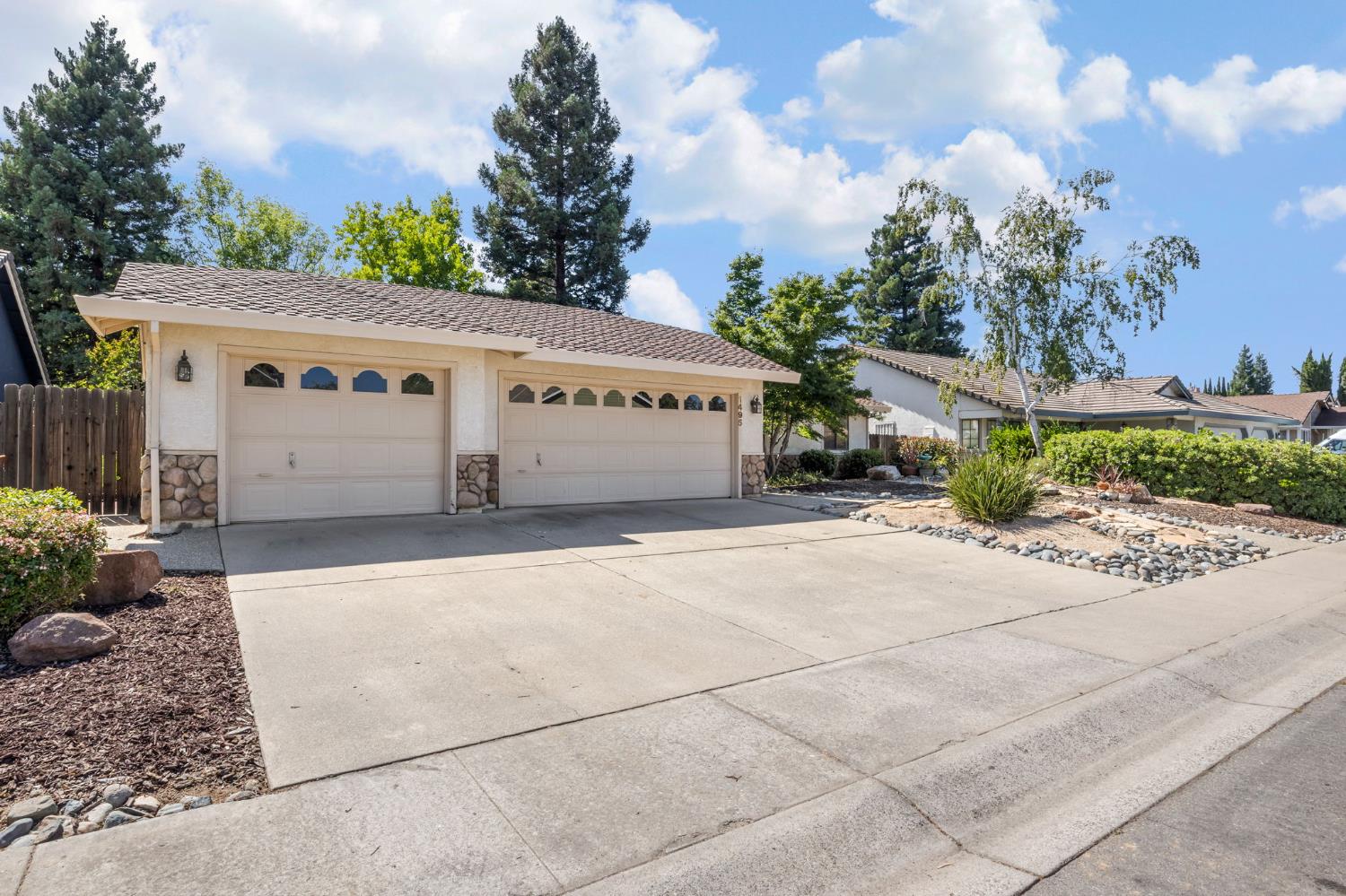 1495 Portola Valley Road Yuba City, CA 95993 - Photo 6 of 43