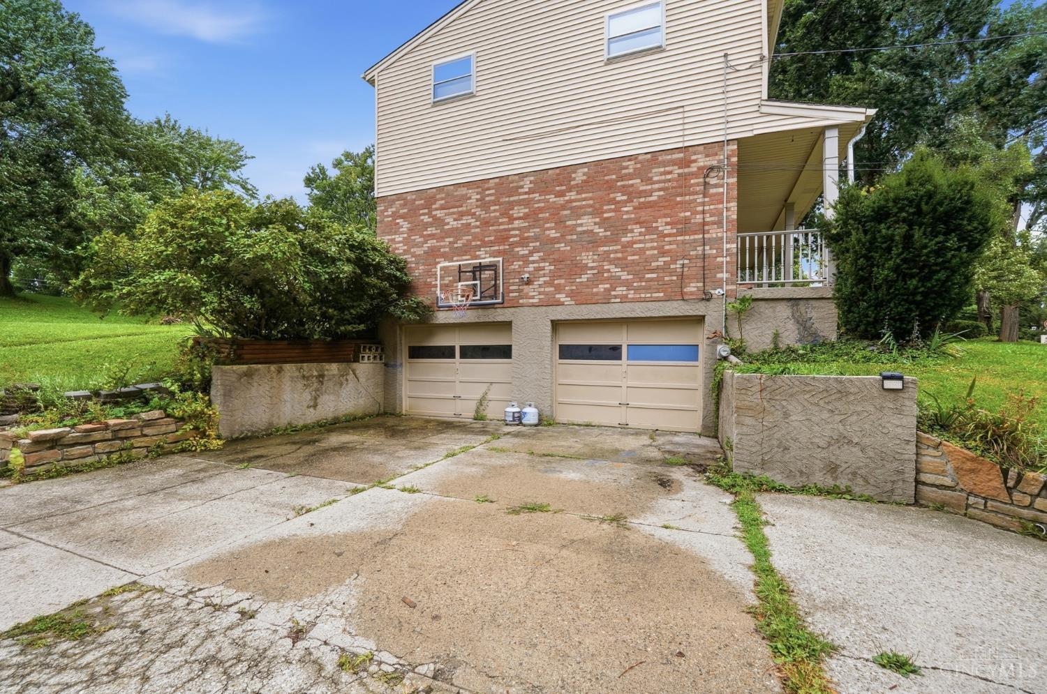 4357 Hubble Road Cincinnati, OH 45247 - Photo 34 of 40 Gallery Image 34