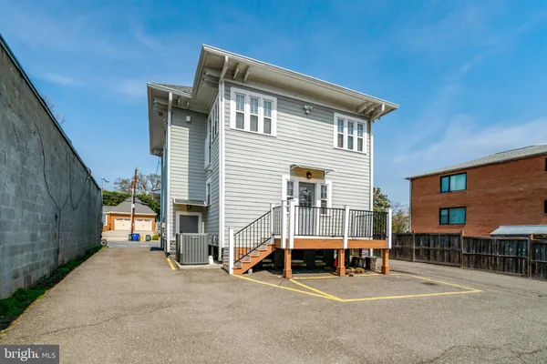 $1,295,000 | 2612 North Pershing Drive, Arlington, VA 22201