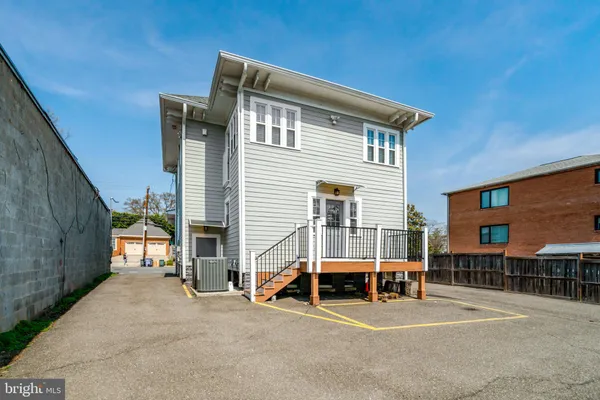 $1,295,000 | 2612 North Pershing Drive, Arlington, VA 22201