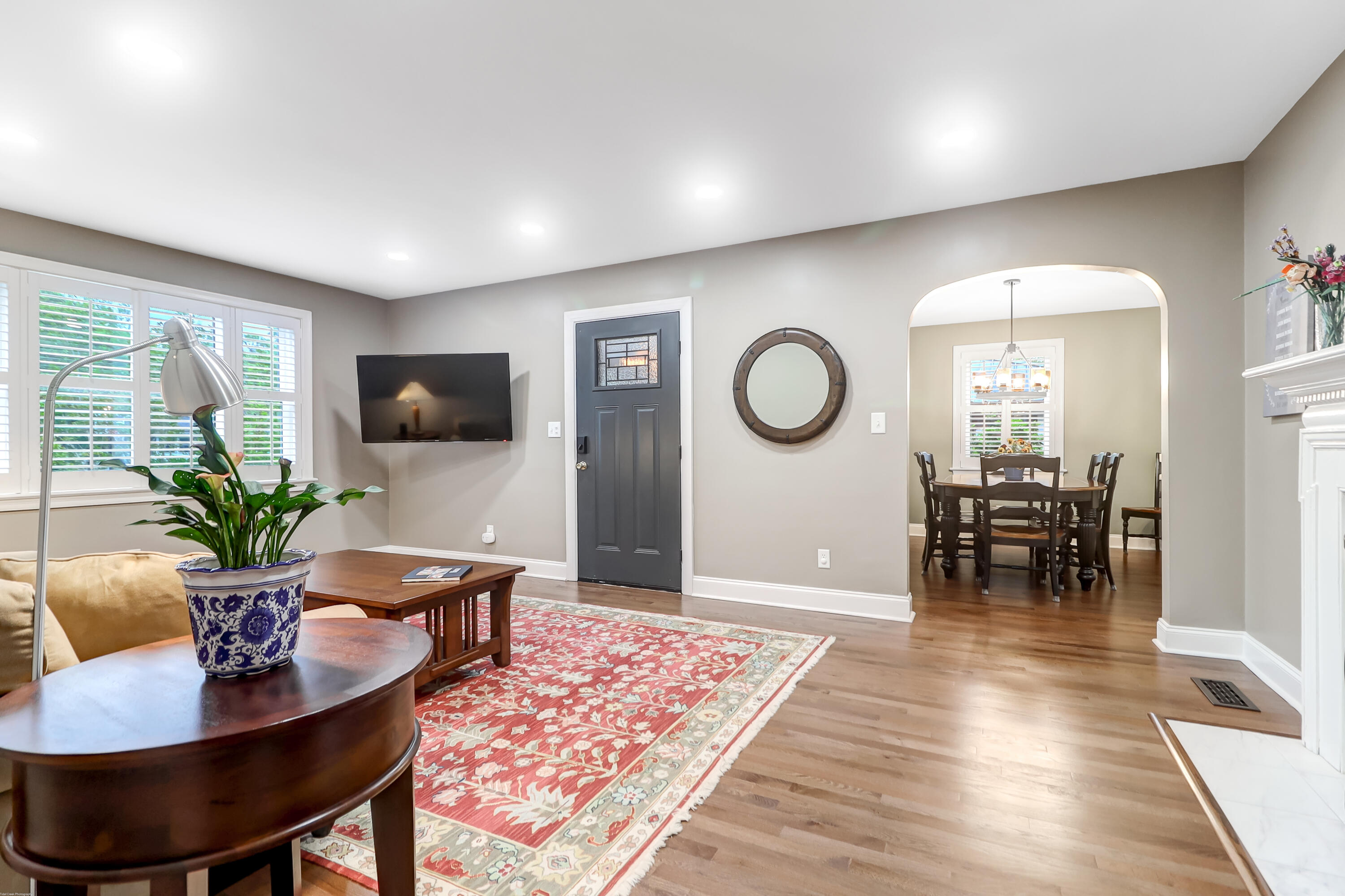 7 Charlestowne Road Charleston, SC 29407 - Photo 5 of 33 View from family room to dining room