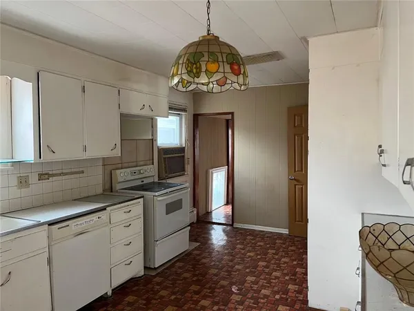 $324,000 | 4512 Terrace Street, Kansas City, MO 64111