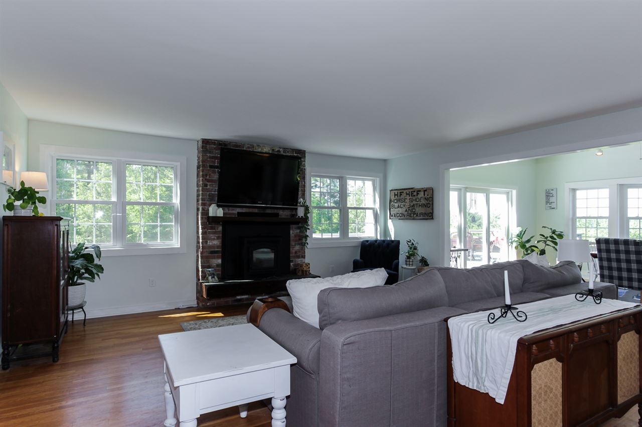 244 Sand Hill Road Peterborough, NH 03458 - Photo 7 of 20