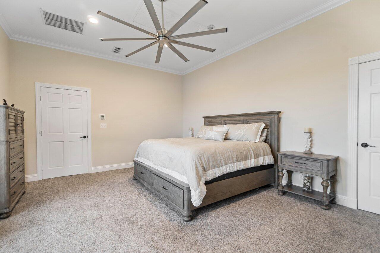 18779 Southeast River Ridge Road Tequesta, FL 33469 - Photo 31 of 62 Upstairs Primary Suite