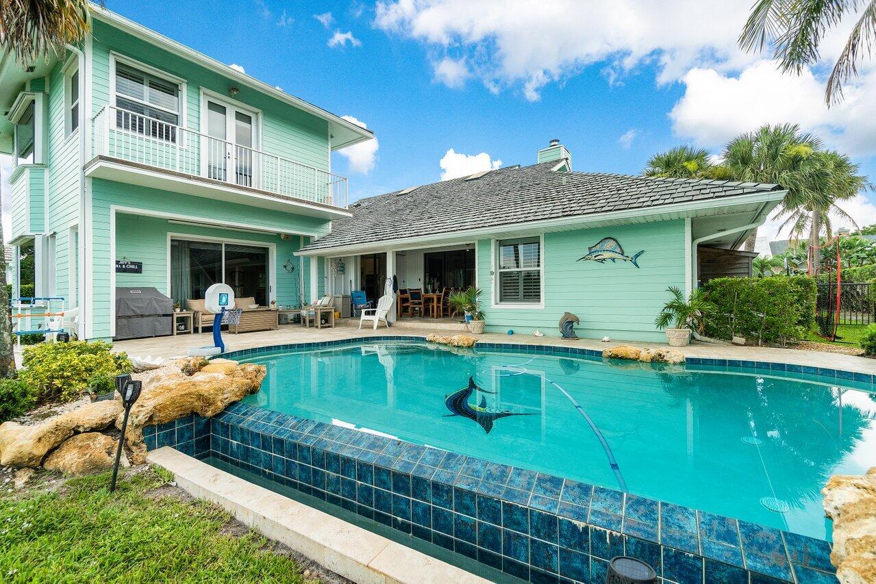 18779 Southeast River Ridge Road Tequesta, FL 33469 - Photo 45 of 62 Infinity Pool