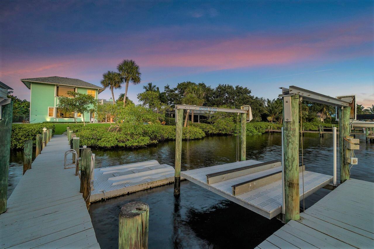 18779 Southeast River Ridge Road Tequesta, FL 33469 - Photo 8 of 62 Lift 2 & Floating Dock