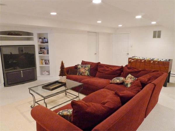 8 Foxhill Road Foxboro, MA 02035 - Photo 19 of 20 Gallery Image 19