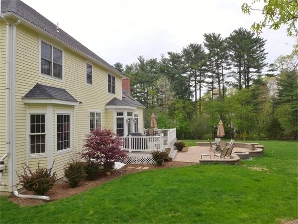 8 Foxhill Road Foxboro, MA 02035 - Photo 3 of 20 Gallery Image 3