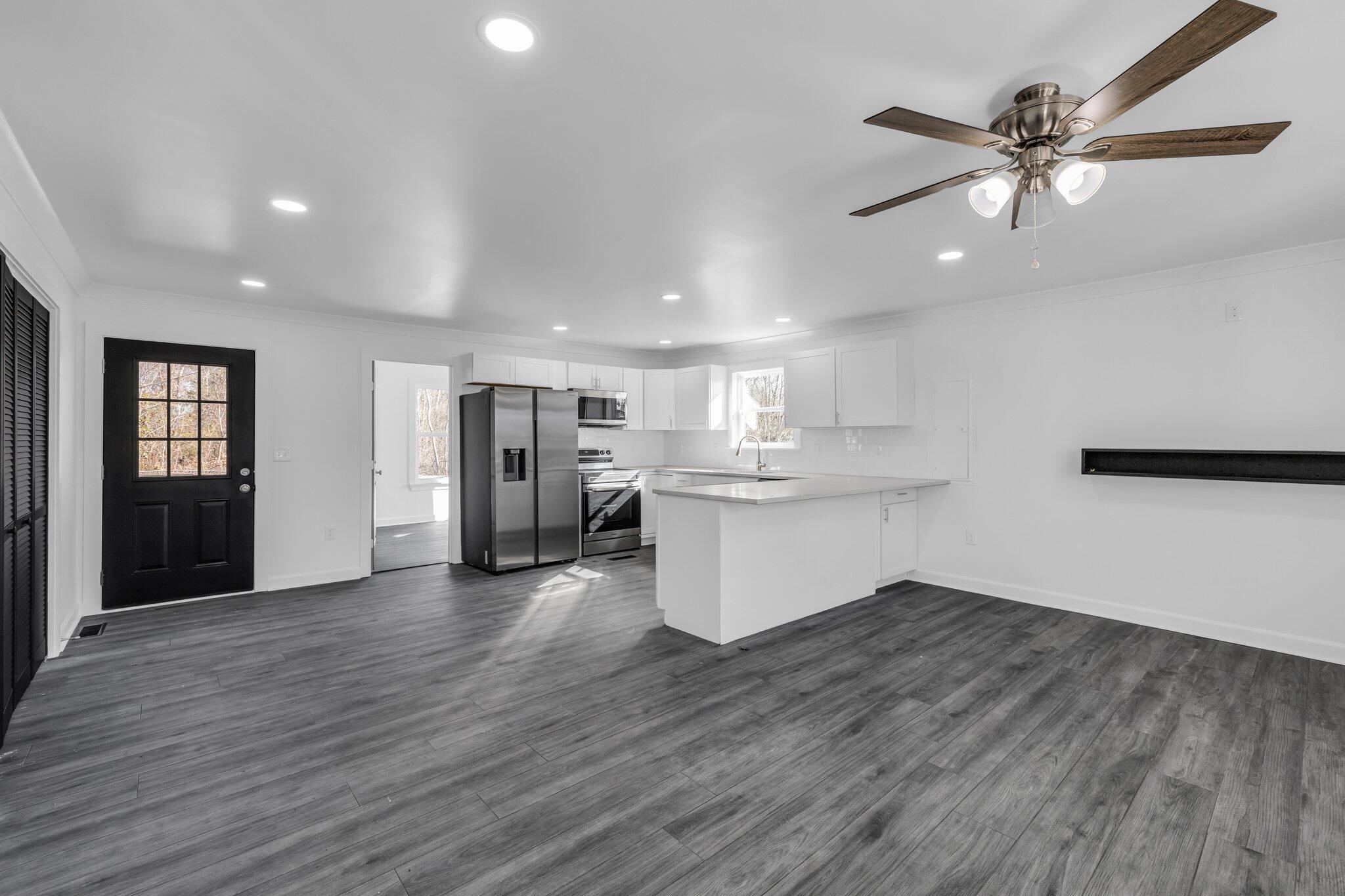 7909 Igou Gap Road Chattanooga, TN 37421 - Photo 5 of 24 12-web-or-mls-7909-igou-gap-rd