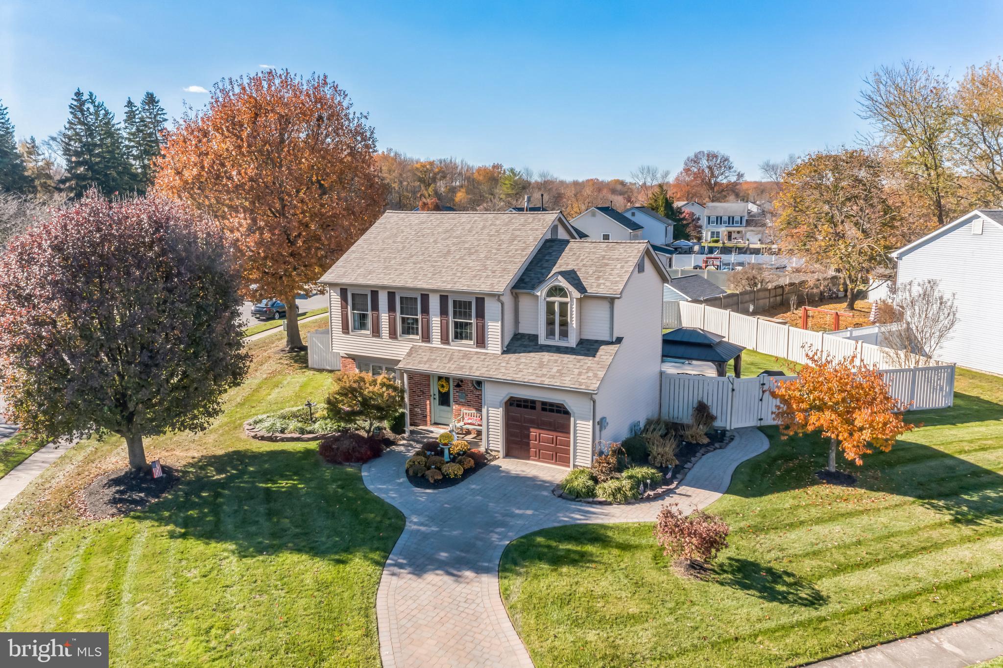 42 Longhurst Road Marlton, NJ 08053 - Photo 2 of 33