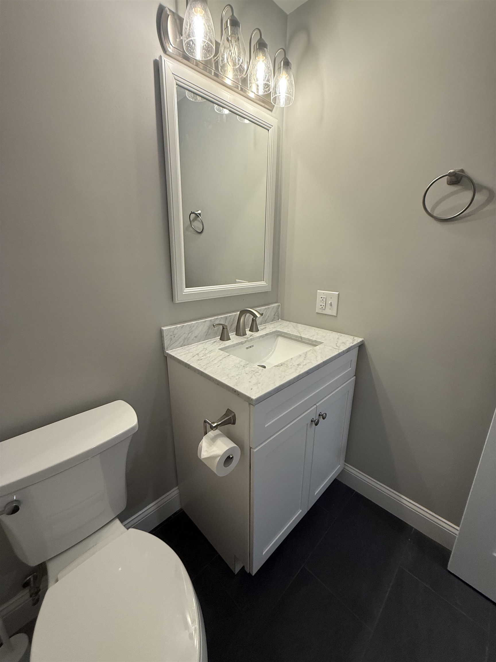 91 B Kennard Road Nottingham, NH 03290 - Photo 12 of 19 Gallery Image 12