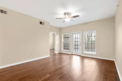 $279,000 | 6810 Deatonhill Drive, Unit 4102, Austin, TX 78745