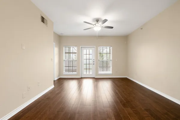 $279,000 | 6810 Deatonhill Drive, Unit 4102, Austin, TX 78745