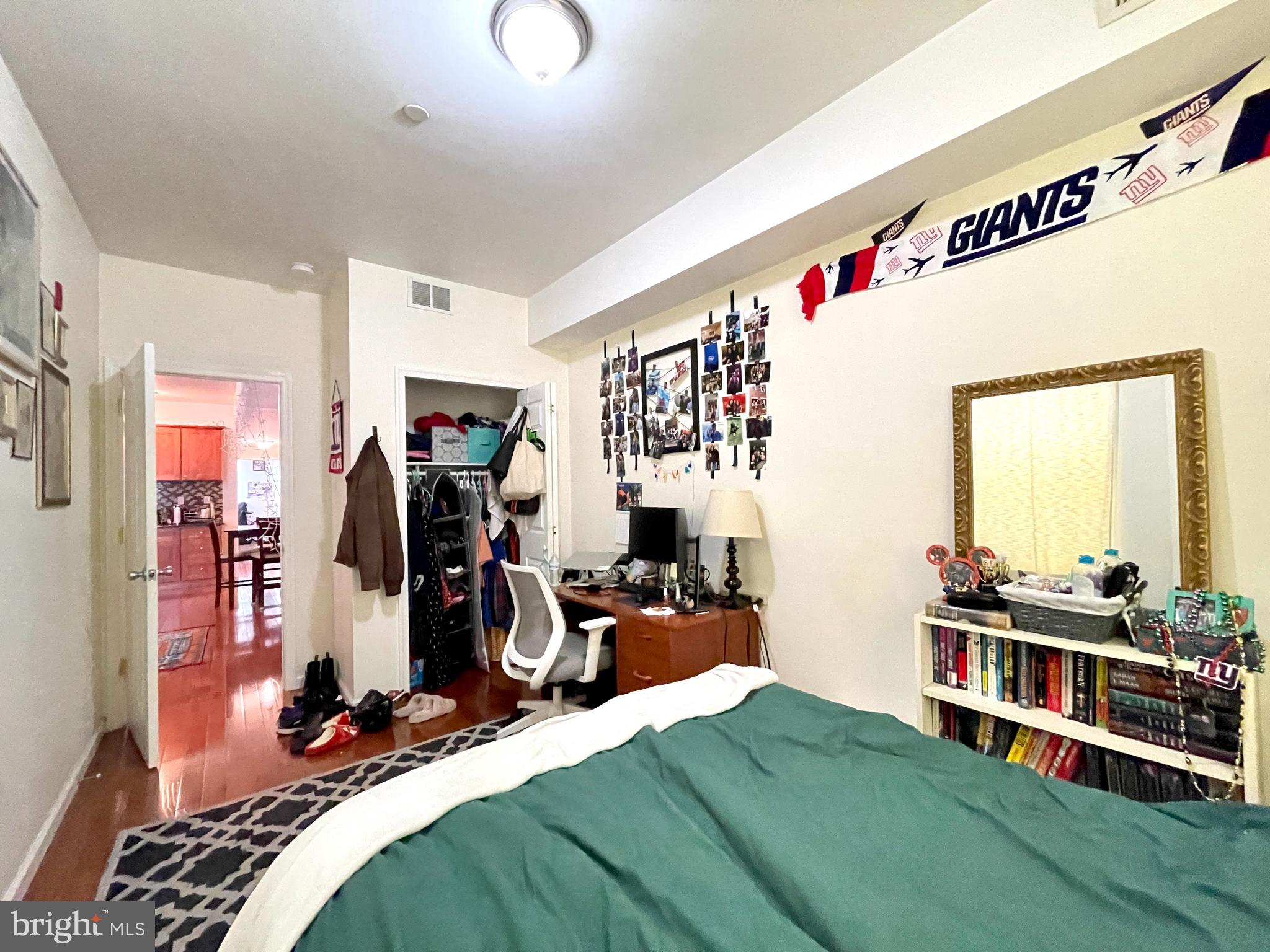 1131 Green Street, Unit 2 Philadelphia, PA 19123 - Photo 12 of 18