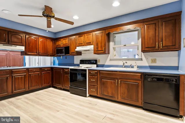 $349,900 | 25 Lippizan Drive, Shippensburg, PA 17257