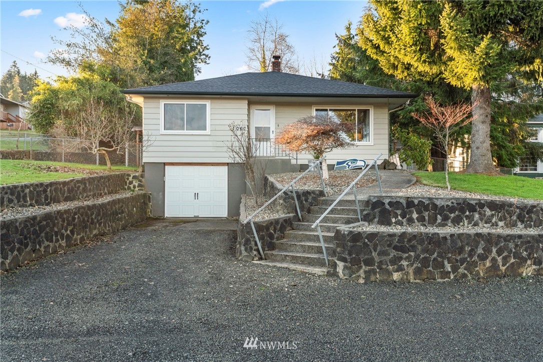1060 Fowler Street Raymond, WA 98577 - Photo 1 of 19 Gallery Image 1