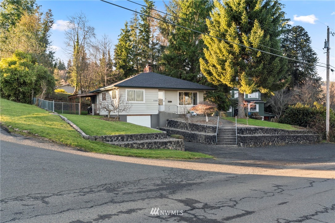 1060 Fowler Street Raymond, WA 98577 - Photo 3 of 19 Gallery Image 3