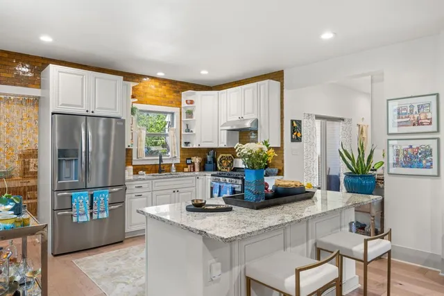 $329,900 | 309 East Franklin Street, Hillsboro, TX 76645