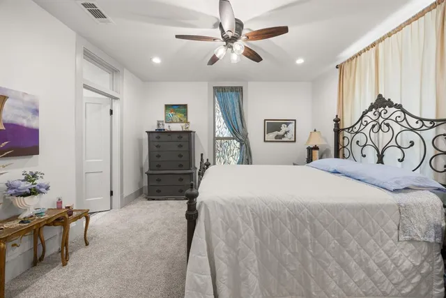 $329,900 | 309 East Franklin Street, Hillsboro, TX 76645