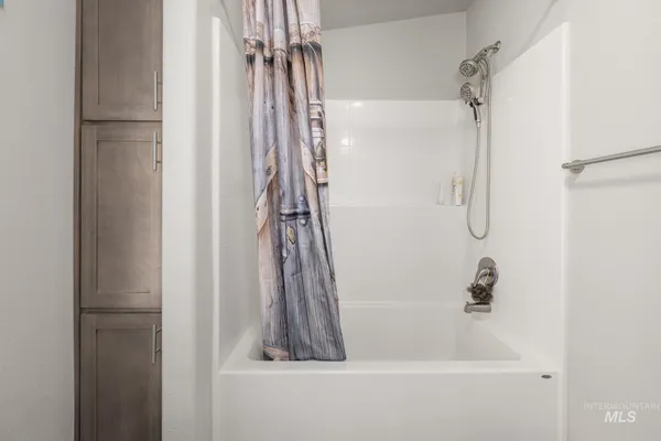 $699,900 | 1587 Gentry Lane, Weiser, ID 83672