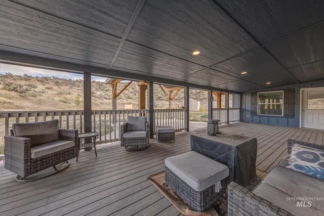 $699,900 | 1587 Gentry Lane, Weiser, ID 83672