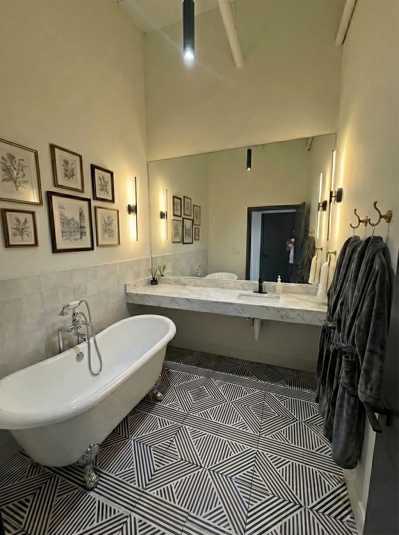 727 South Dearborn Street, Unit 211 Chicago, IL 60605 - Photo 30 of 34 a bathroom with a double vanity sink and a mirror