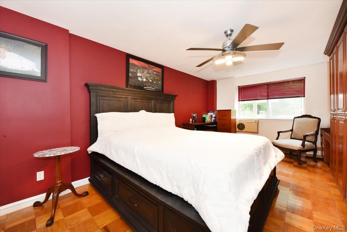 320 East Shore Road, Unit 15A Great Neck, NY 11023 - Photo 21 of 29 Gallery Image 21