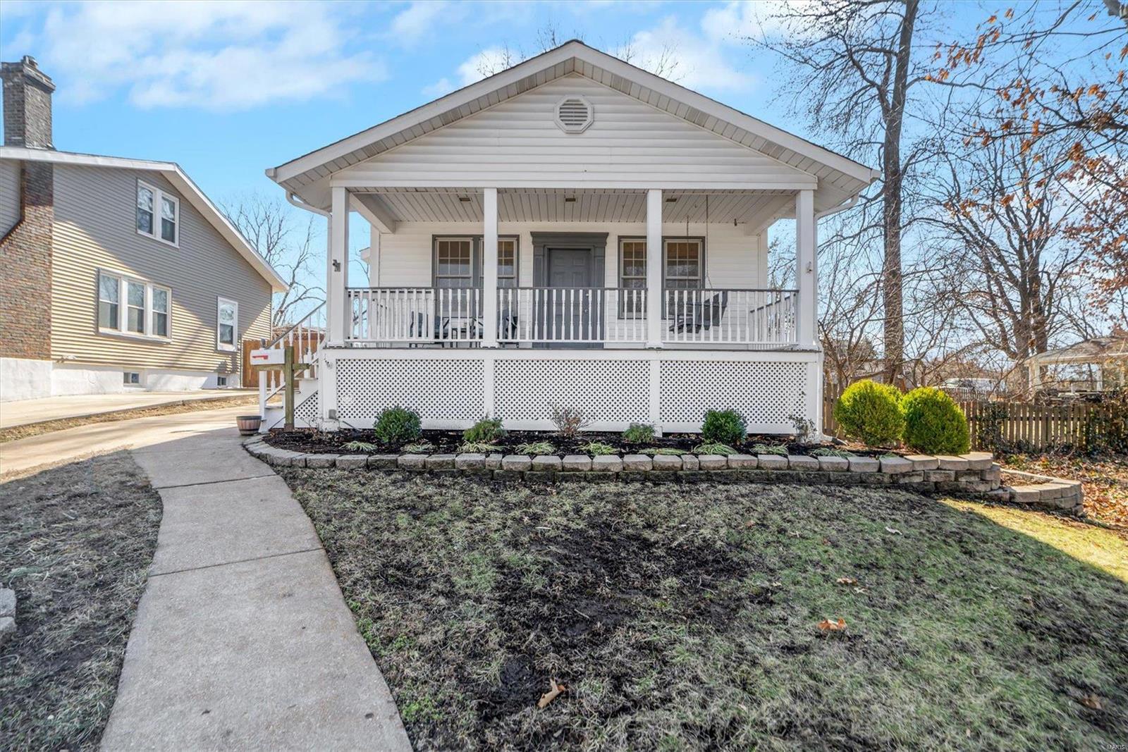6456 Scanlan Avenue St. Louis, MO 63139 - Photo 1 of 36