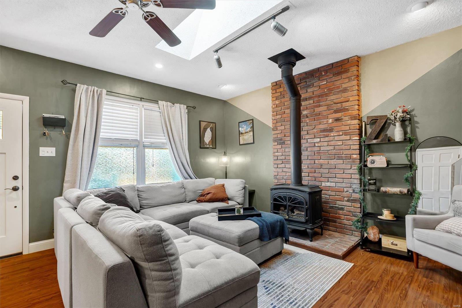 6456 Scanlan Avenue St. Louis, MO 63139 - Photo 13 of 36