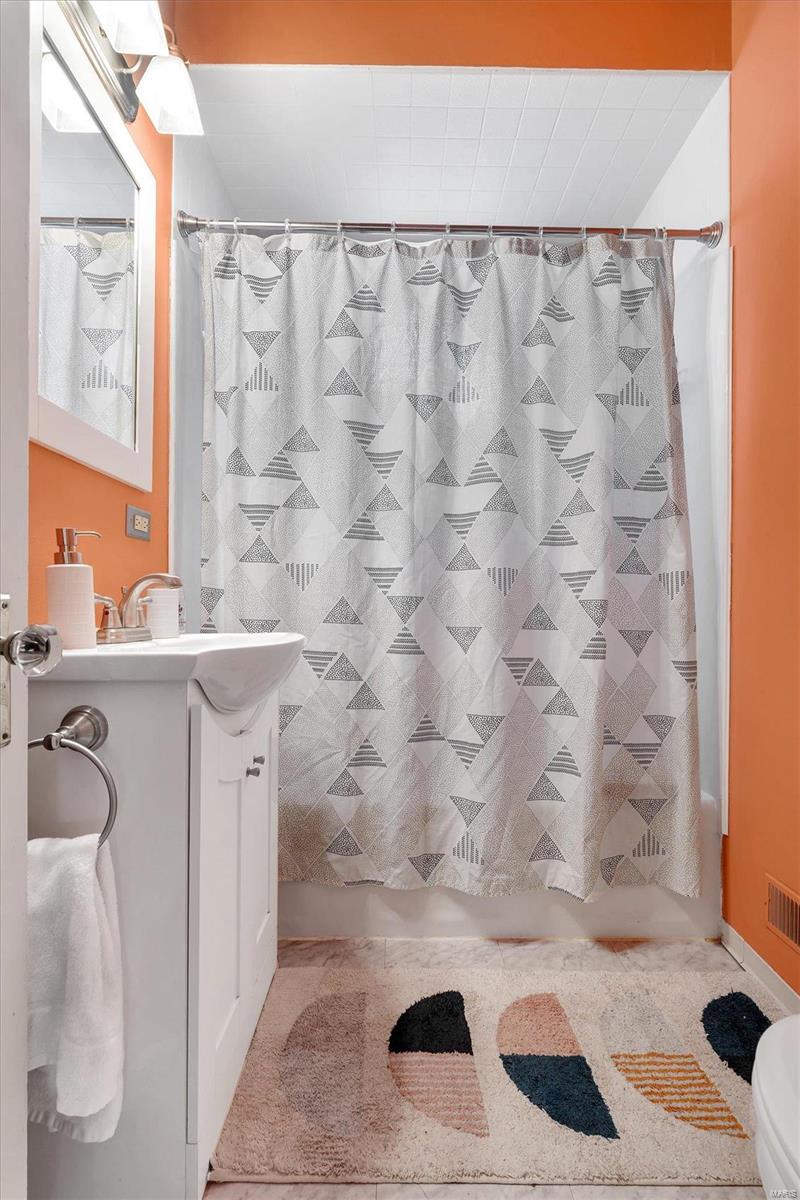 6456 Scanlan Avenue St. Louis, MO 63139 - Photo 20 of 36