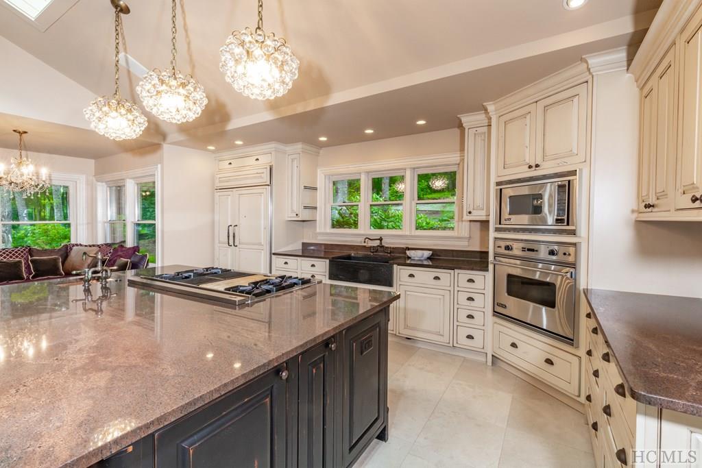105 Hickory Ridge Road Scaly Mountain, NC 28775 - Photo 11 of 49 Gallery Image 11