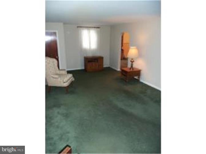 1026 Arbuta Road Abington, PA 19001 - Photo 11 of 25 Gallery Image 11