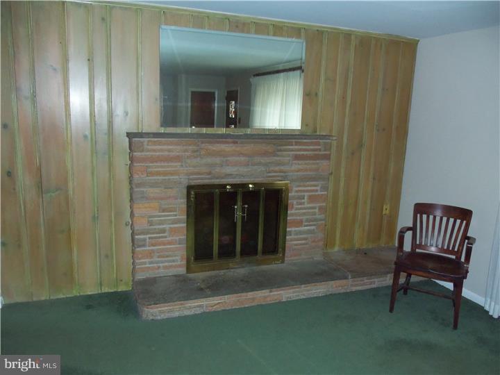 1026 Arbuta Road Abington, PA 19001 - Photo 9 of 25 Gallery Image 9