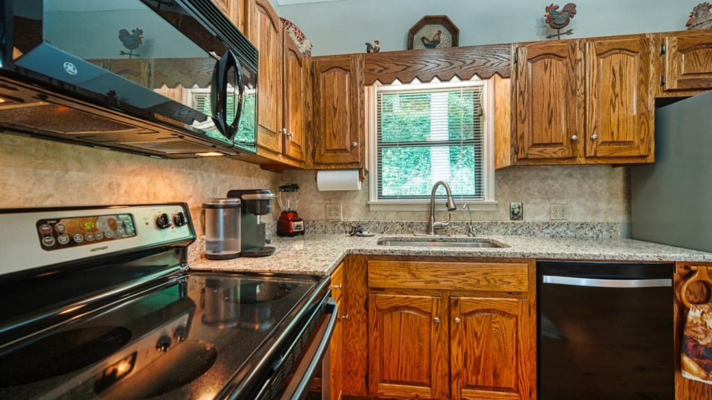 2529 Hunter Road Hiawassee, GA 30546 - Photo 10 of 52