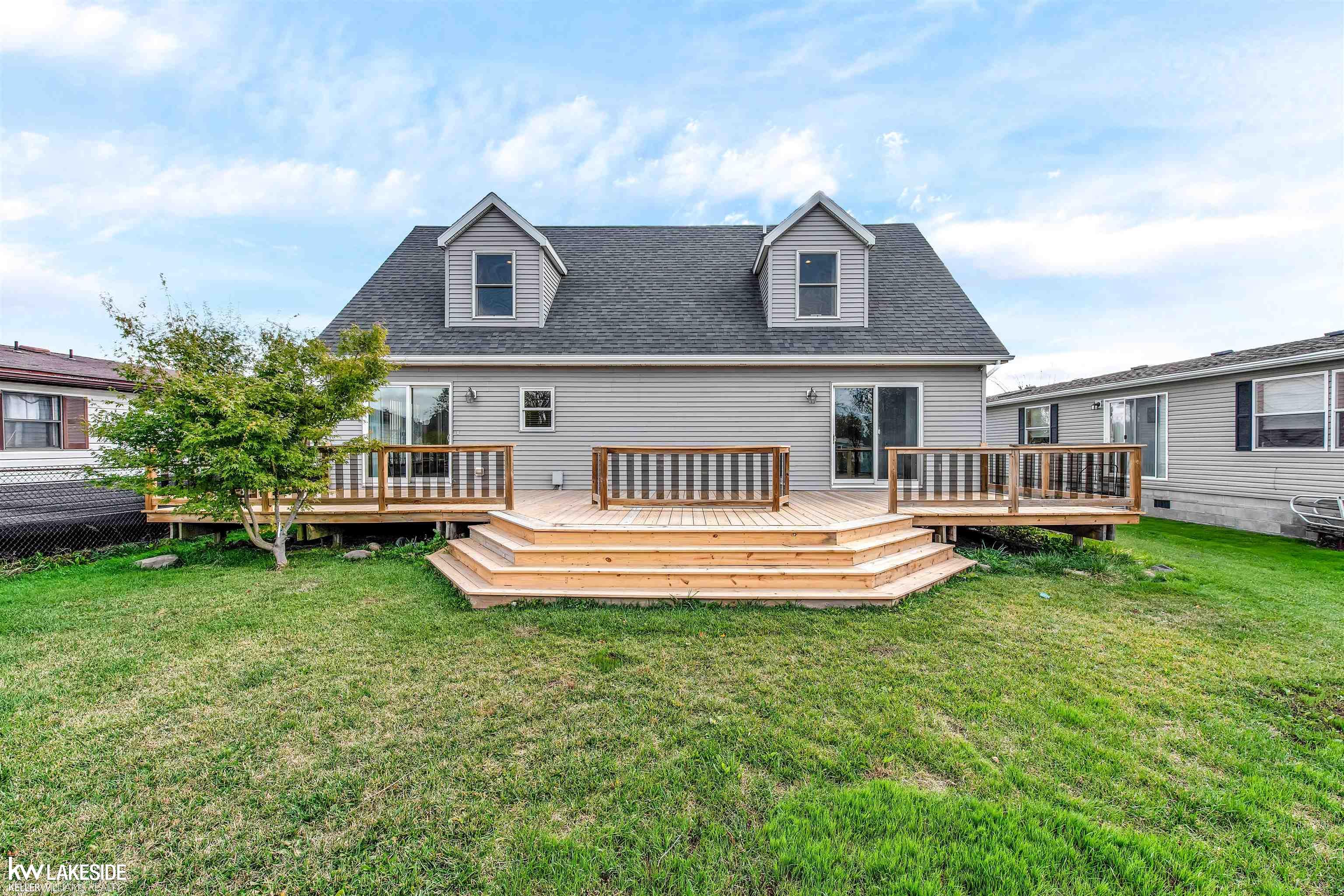 7342 Edlane Road Algonac, MI 48001 - Photo 5 of 19