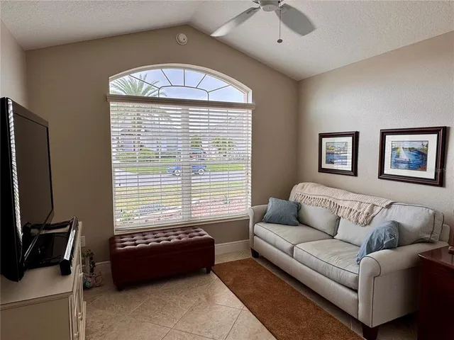 $739,900 | 2005 Markridge Loop, The Villages, FL 32162