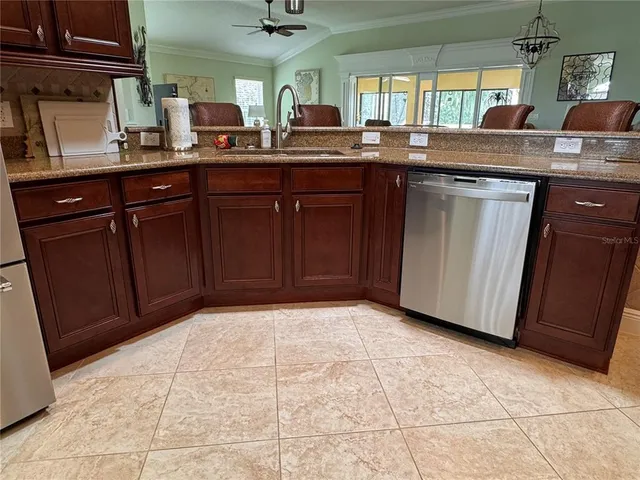 $739,900 | 2005 Markridge Loop, The Villages, FL 32162