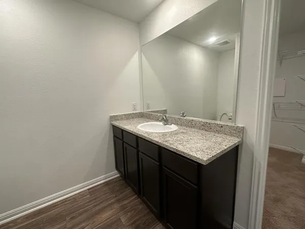 $2,100 | 18300 Speculator Lane, Elgin, TX 78621