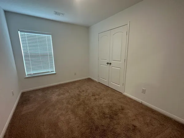 $2,100 | 18300 Speculator Lane, Elgin, TX 78621