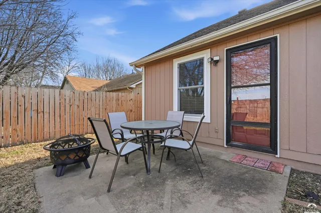 $240,000 | 4624 Hearthside Drive, Lawrence, KS 66049