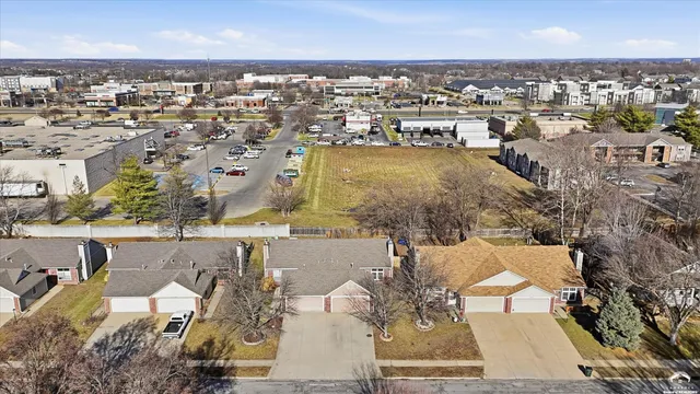 $240,000 | 4624 Hearthside Drive, Lawrence, KS 66049