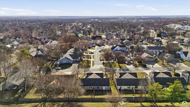 $240,000 | 4624 Hearthside Drive, Lawrence, KS 66049
