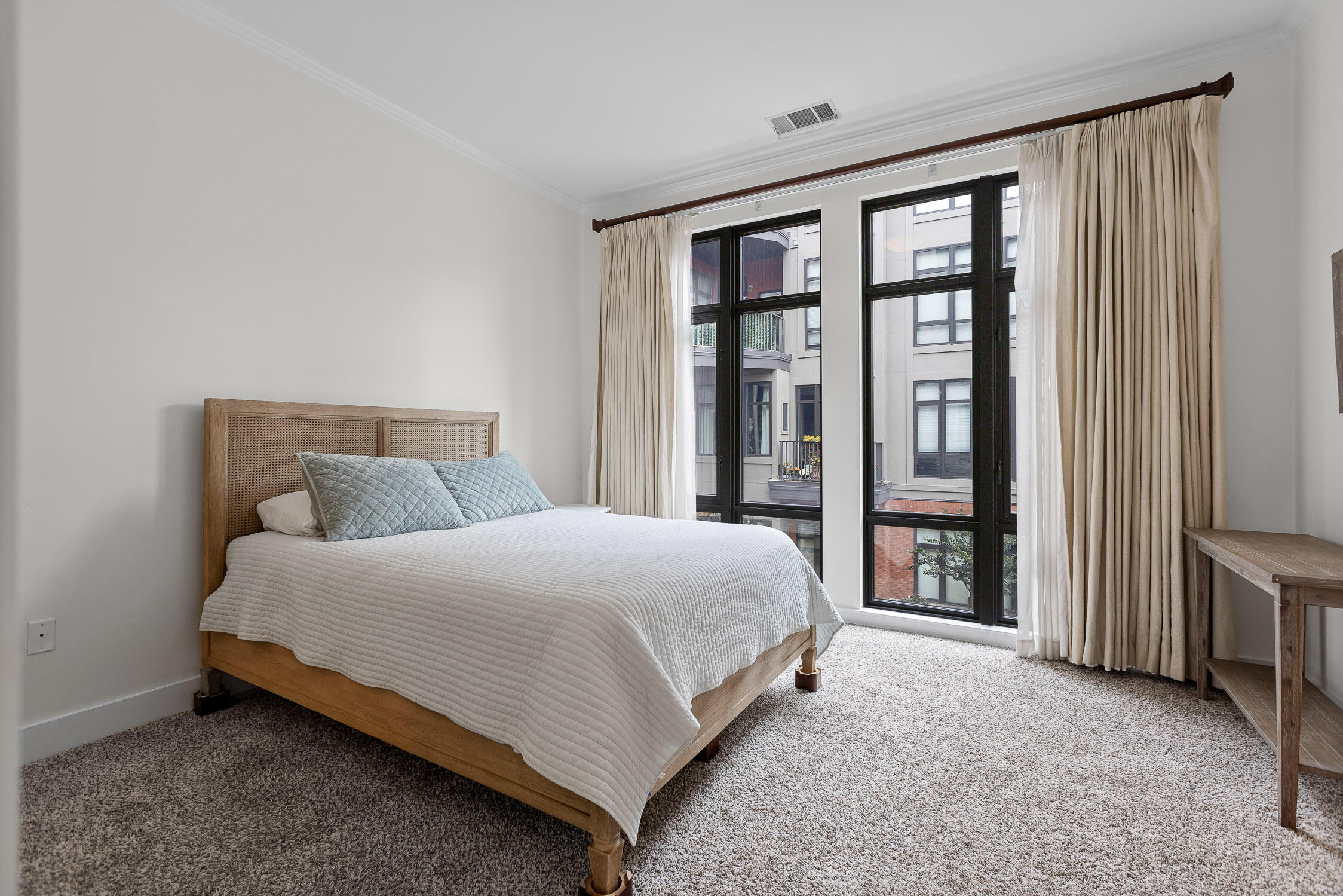 129 Walnut Street, Unit 122 Chattanooga, TN 37403 - Photo 15 of 73 Primary Bedroom