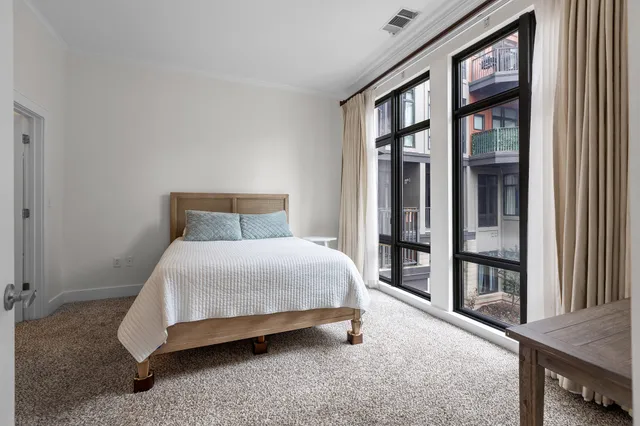 $400,000 | 129 Walnut Street, Unit 122, Chattanooga, TN 37403