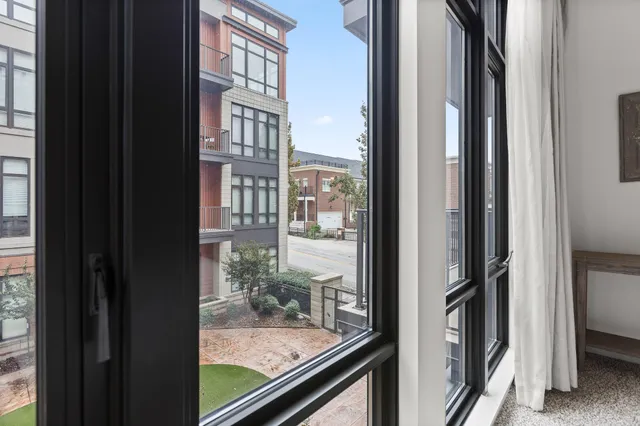 $400,000 | 129 Walnut Street, Unit 122, Chattanooga, TN 37403