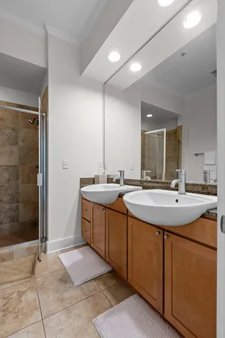 $400,000 | 129 Walnut Street, Unit 122, Chattanooga, TN 37403