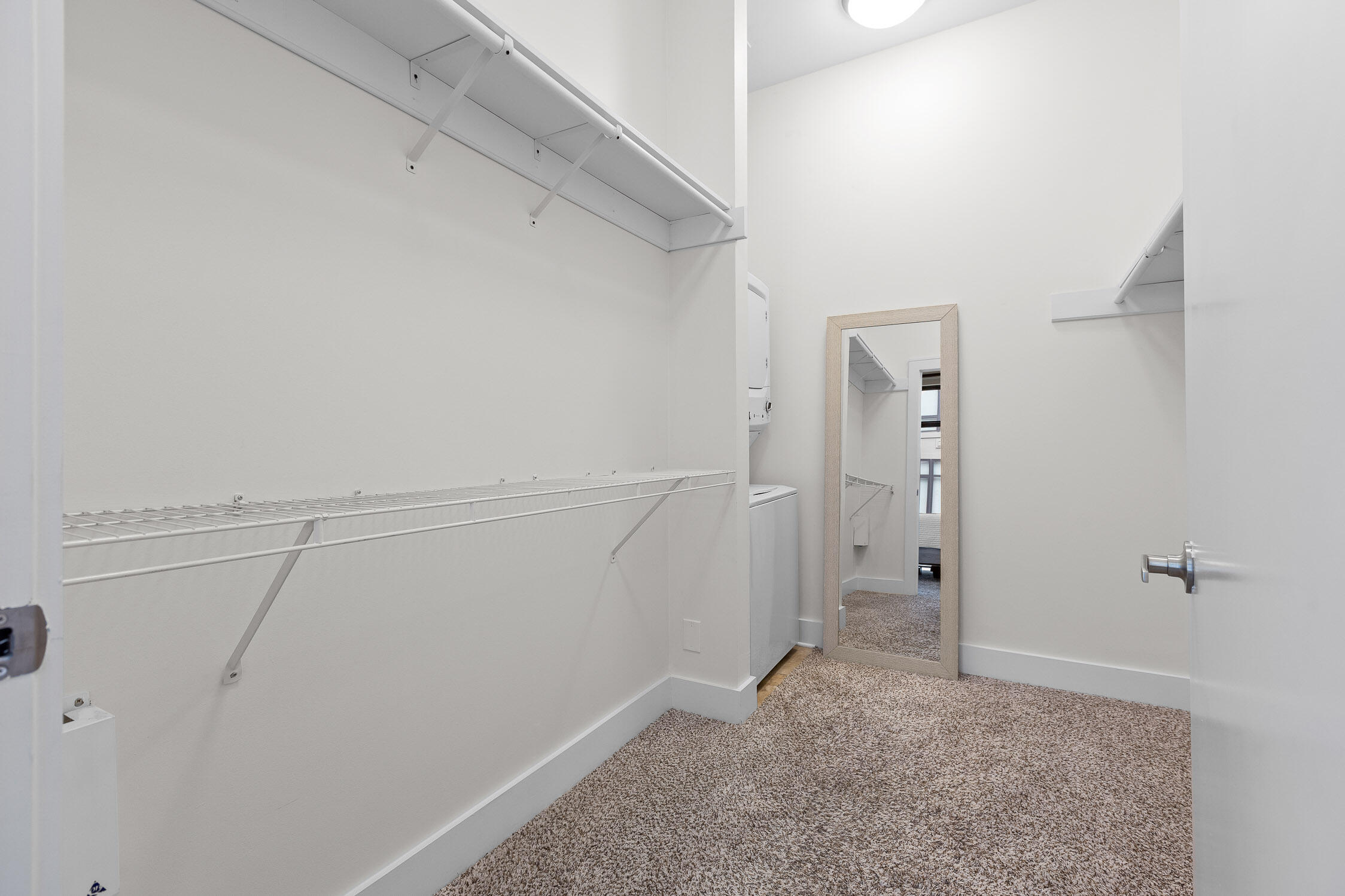 129 Walnut Street, Unit 122 Chattanooga, TN 37403 - Photo 20 of 73 Primary Closet