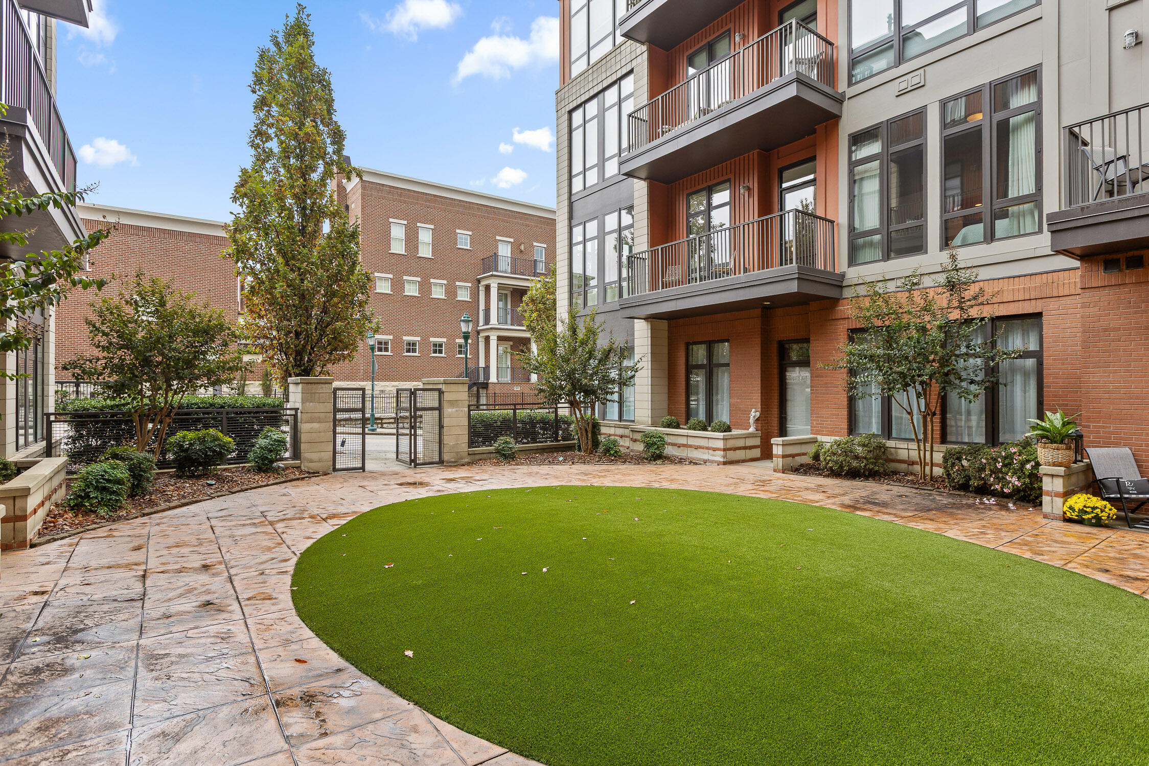 129 Walnut Street, Unit 122 Chattanooga, TN 37403 - Photo 25 of 73 129 Walnut Street 122