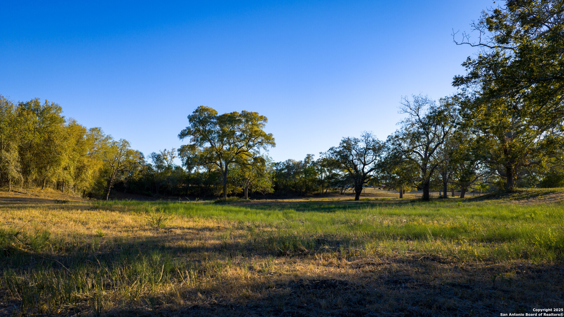 380 Clinton Road Cuero, TX 77954 - Photo 15 of 22