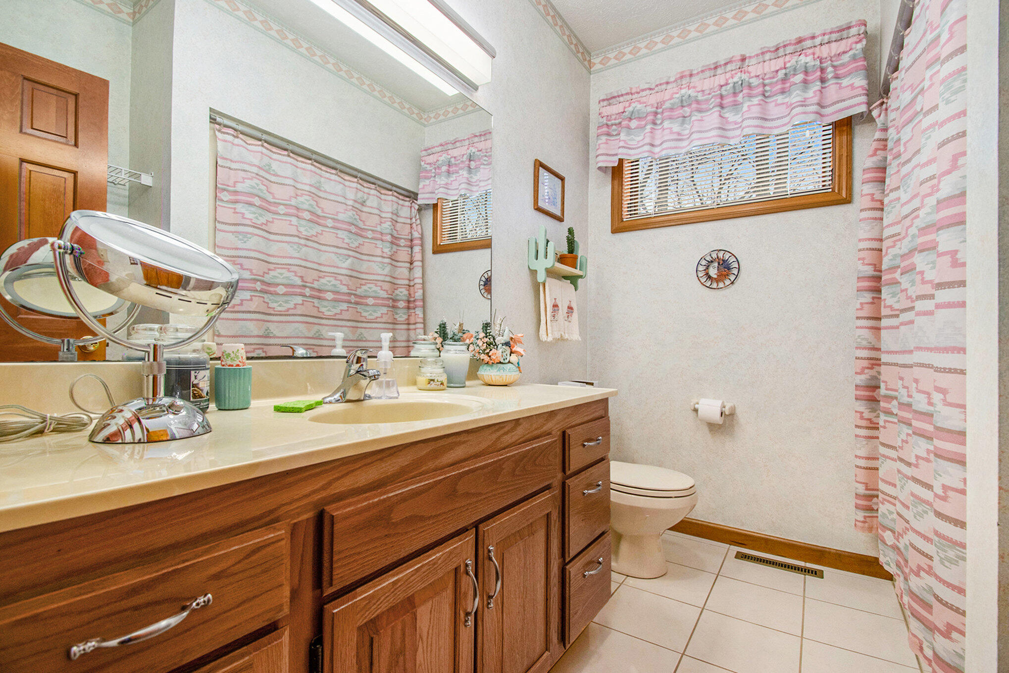 13055 11B Road Plymouth, IN 46563 - Photo 23 of 36 2038x1359